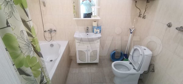 2-комн квартира, 59.6 м², р-н Российская ул (№124331)