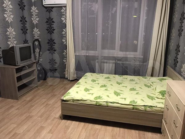 2-комн квартира, 66.5 м², р-н Российская ул (№124443)