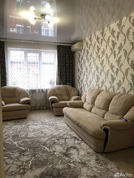 2-комн квартира, 57.1 м², р-н Российская ул (№124470)