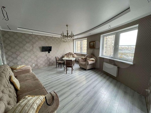 3-комн квартира, 70 м², р-н Петра Метальникова (№124600)