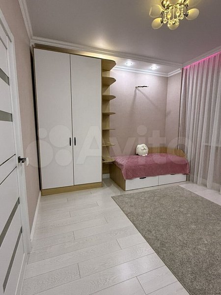 3-комн квартира, 82 м², р-н Фестивальный (№130017)