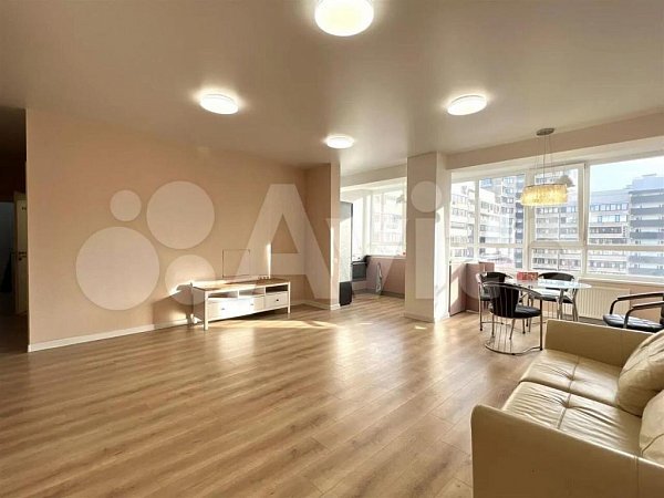 3-комн квартира, 101 м², р-н Центр (№126558)