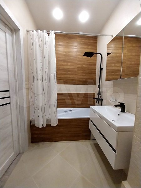 2-комн квартира, 54.1 м², р-н Петра Метальникова (№125551)