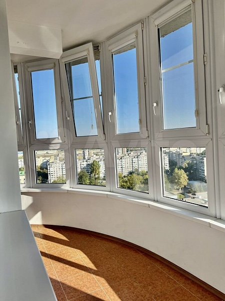 6-комн квартира, 200 м², р-н Комсомольский (№124378)