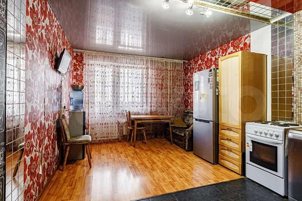 3-комн квартира, 90.9 м², р-н Фестивальный (№123780)