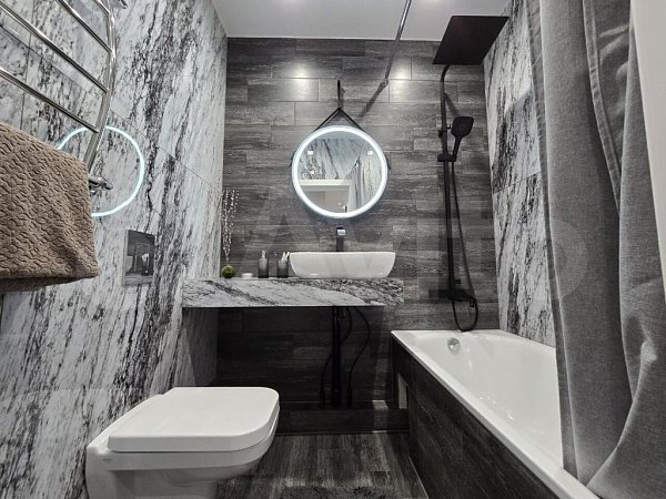 2-комн квартира, 55 м², р-н Петра Метальникова (№128465)