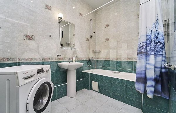 2-комн квартира, 75 м², р-н Российская ул (№130385)