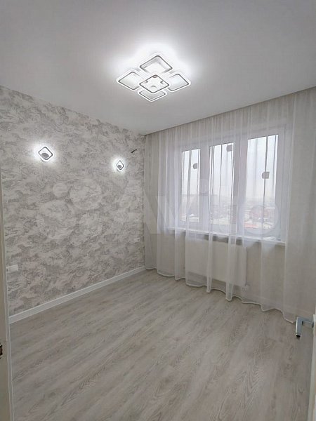 1-комн квартира, 33 м², р-н Российская ул (№131509)