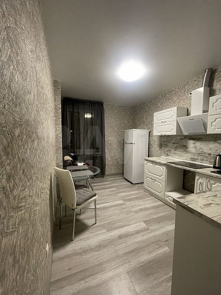1-комн квартира, 38 м², р-н Восточно-кругликовский (№127420)