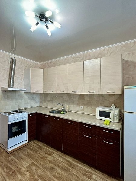 1-комн квартира, 40.2 м², р-н Гидростроителей (№127347)