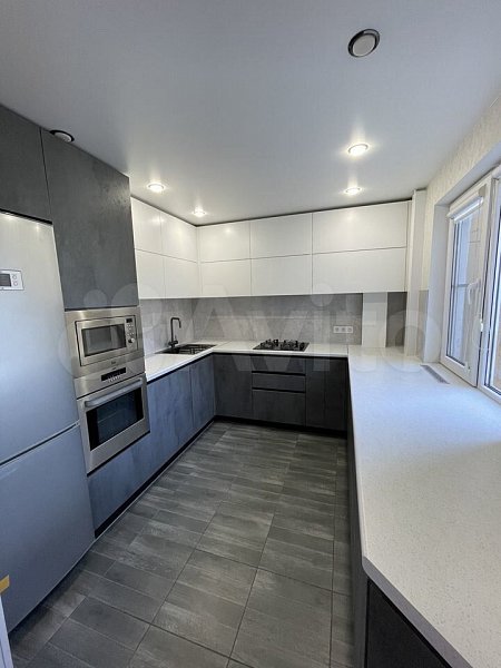 Продается 3-комн квартира, 63 м², р-н Гидростроителей, 