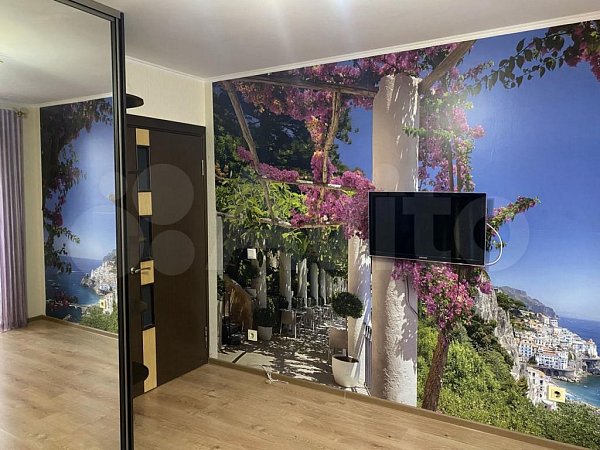 3-комн квартира, 90.7 м², р-н Российская ул (№124663)