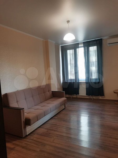 Продается 1-комн квартира, 35.6 м², р-н Селезнева-СБС, 