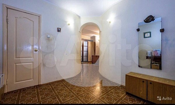 4-комн квартира, 106.5 м², р-н Центр (№129951)