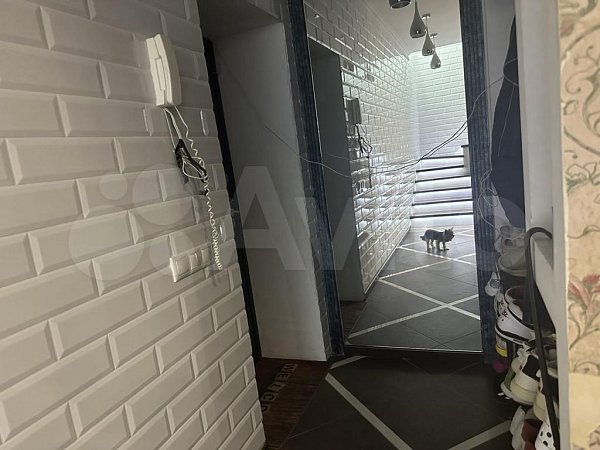 4-комн квартира, 178 м², р-н Западный обход (№123857)