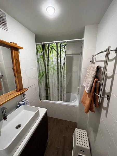 2-комн квартира, 64.8 м², р-н 40-лет Победы (№130667)