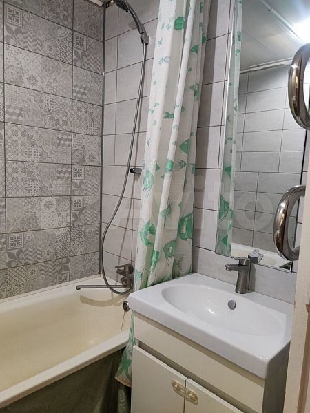 2-комн. квартира, 52 м², р-н Окраины (№125279)